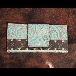 New never used keep it gypsy wallet